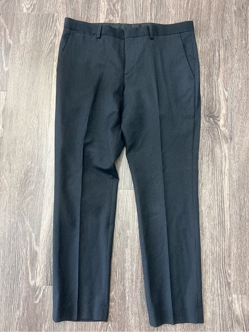 Express mens slim fit pinstripe black suit pants wool blend Size 33x30